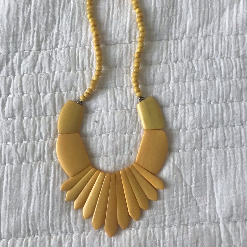 Mata Traders yellow necklace